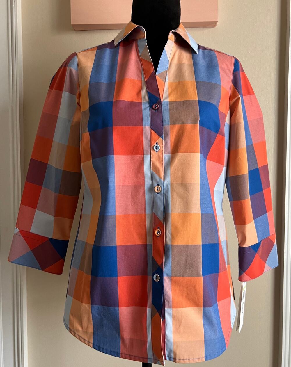 Foxcroft Wrinkle Free Fiesta Buffalo Plaid Shirt sz 4 Shaped